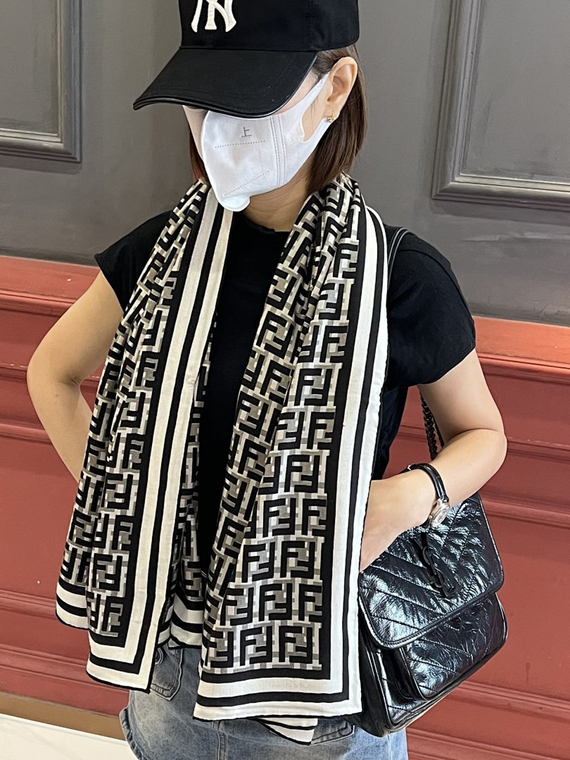 Other Fendi - Image 70