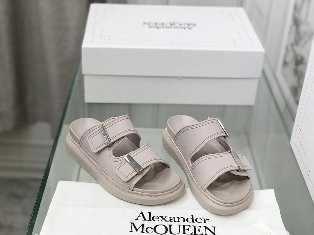 Other Alexander McQueen - Image 110