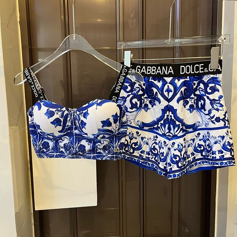 Other Bikini, photo 1