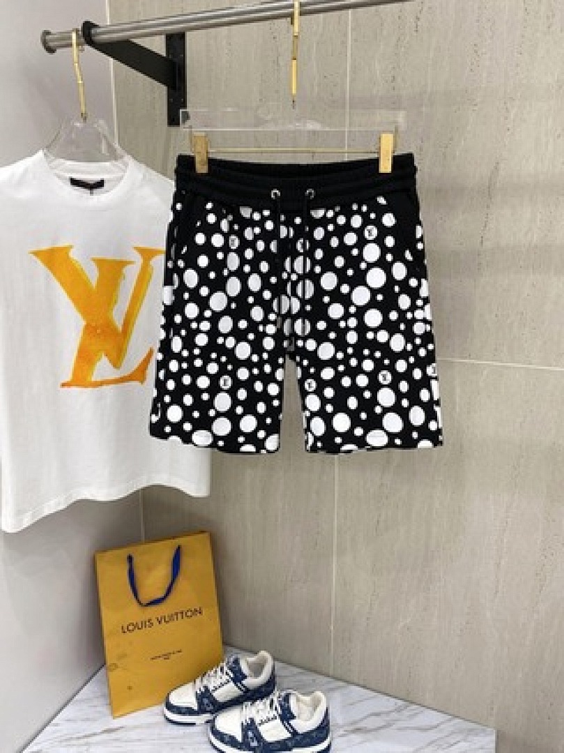 Other Lv Shorts - Image 8