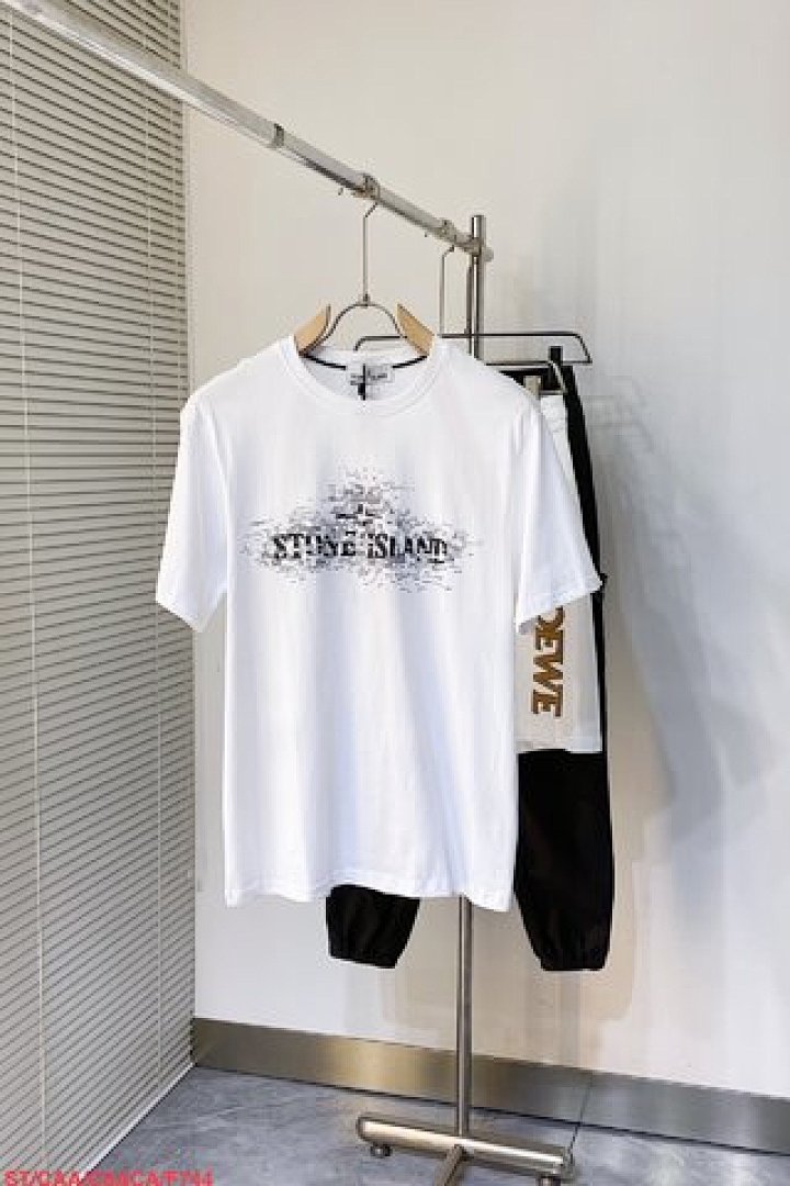 On Running Stone Island - Image 61