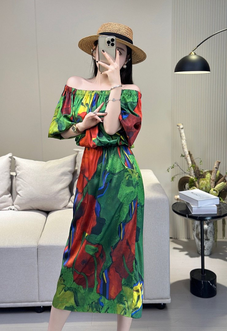 Christian Louboutin D&G - Image 117