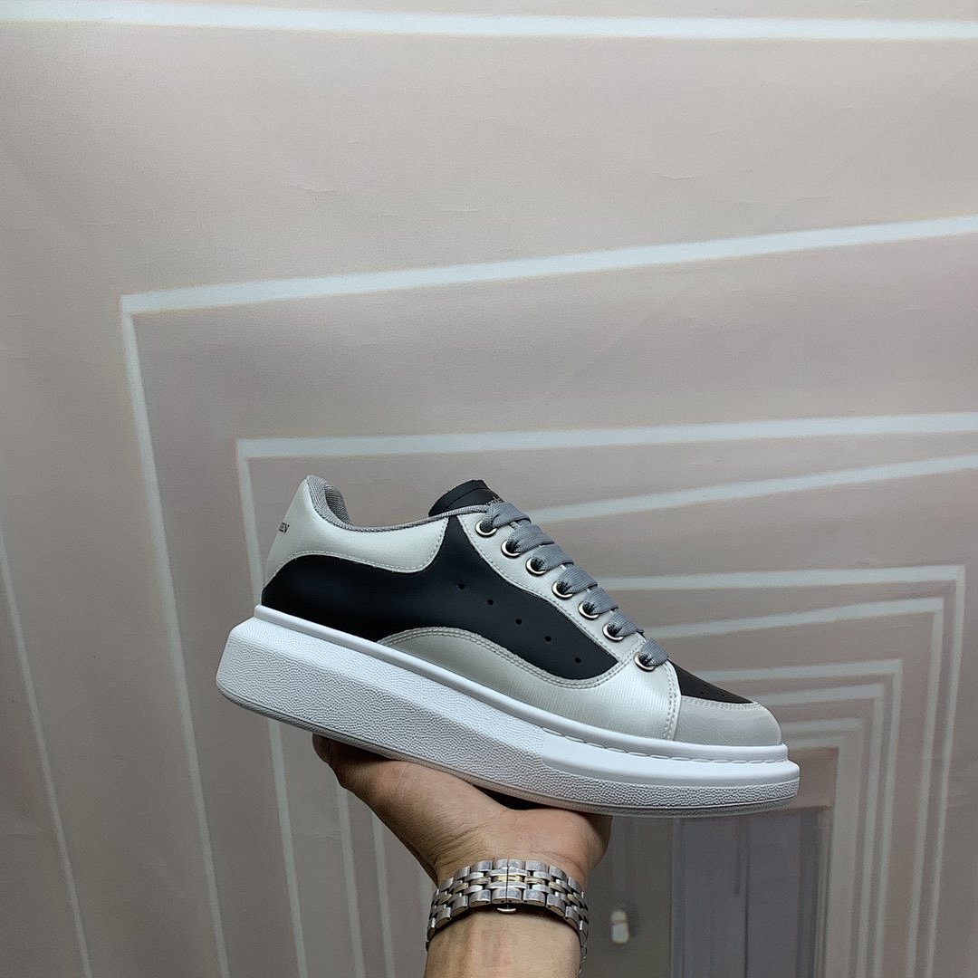 Other Alexander McQueen - Image 17