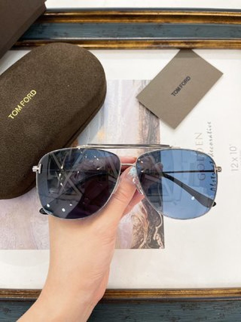 Other TOMTORD Sunglasses - Image 59