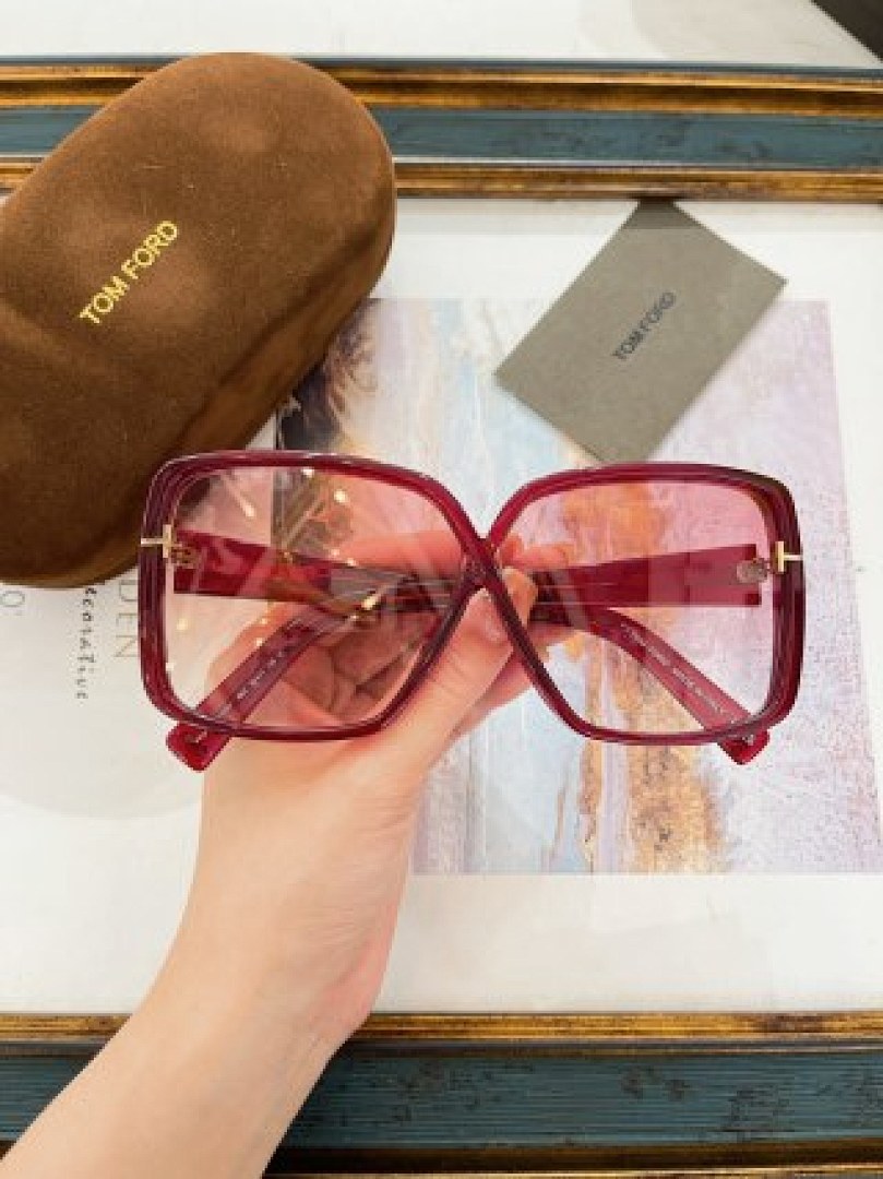 Other TOMTORD Sunglasses - Image 83