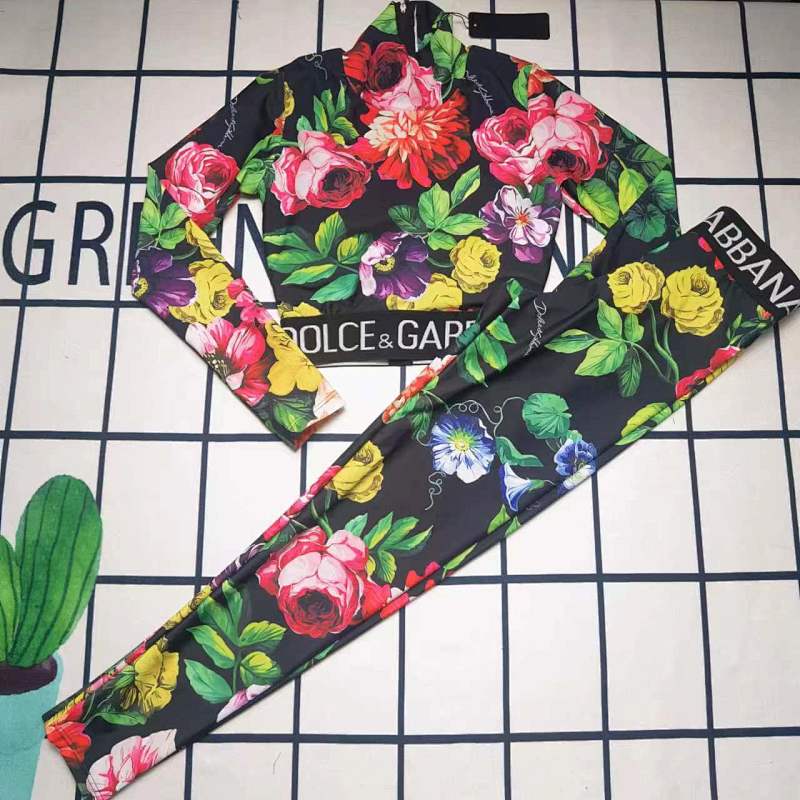 Yoga Wear, photo 1