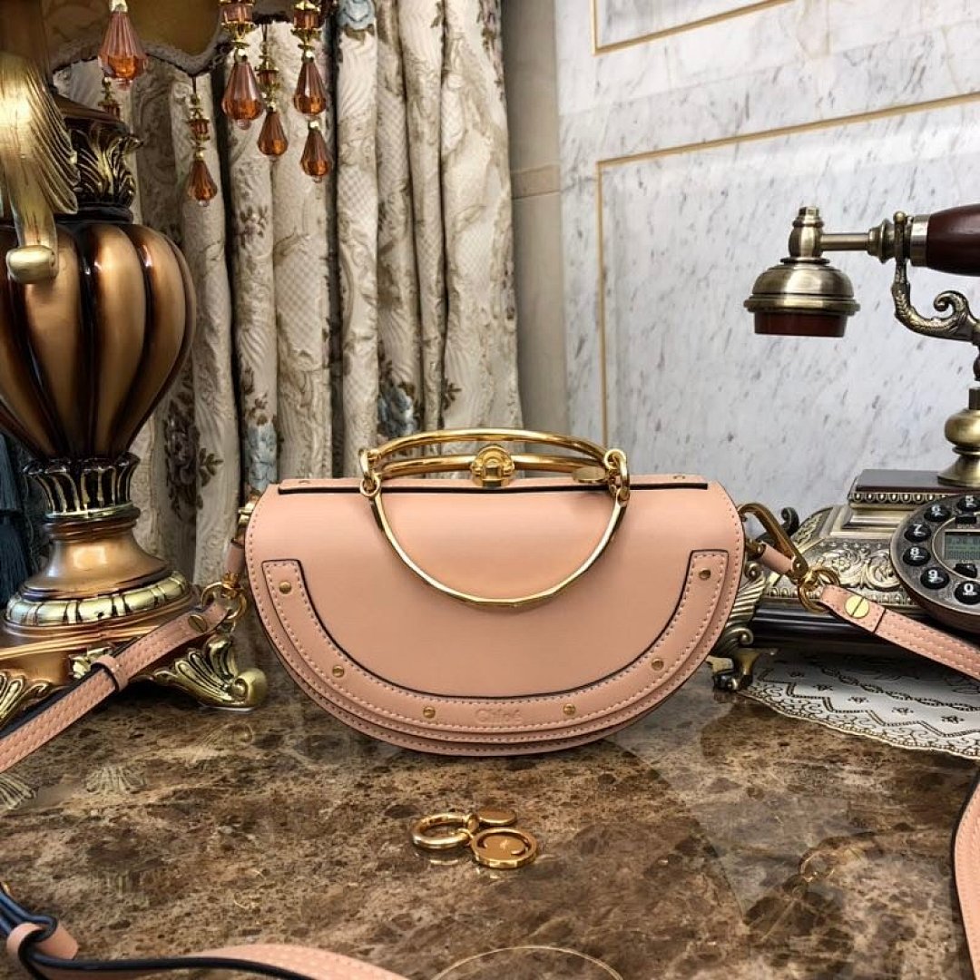 Other Chloe - Image 12
