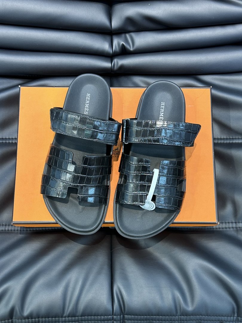 Other Men's Slippers - Image 99