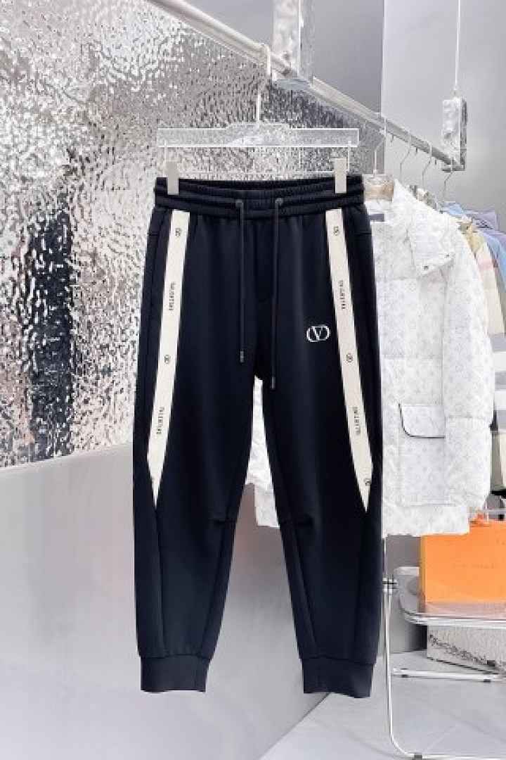 Christian Louboutin VETEMENTS Mens Winter - Image 97