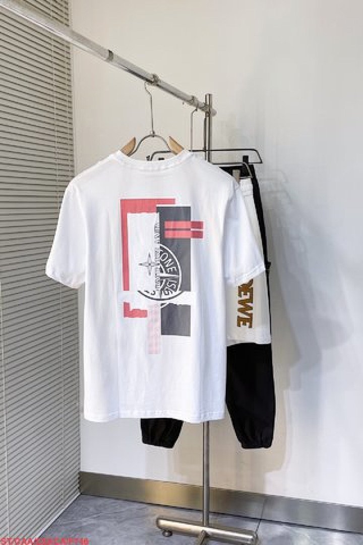 On Running Stone Island - Image 60