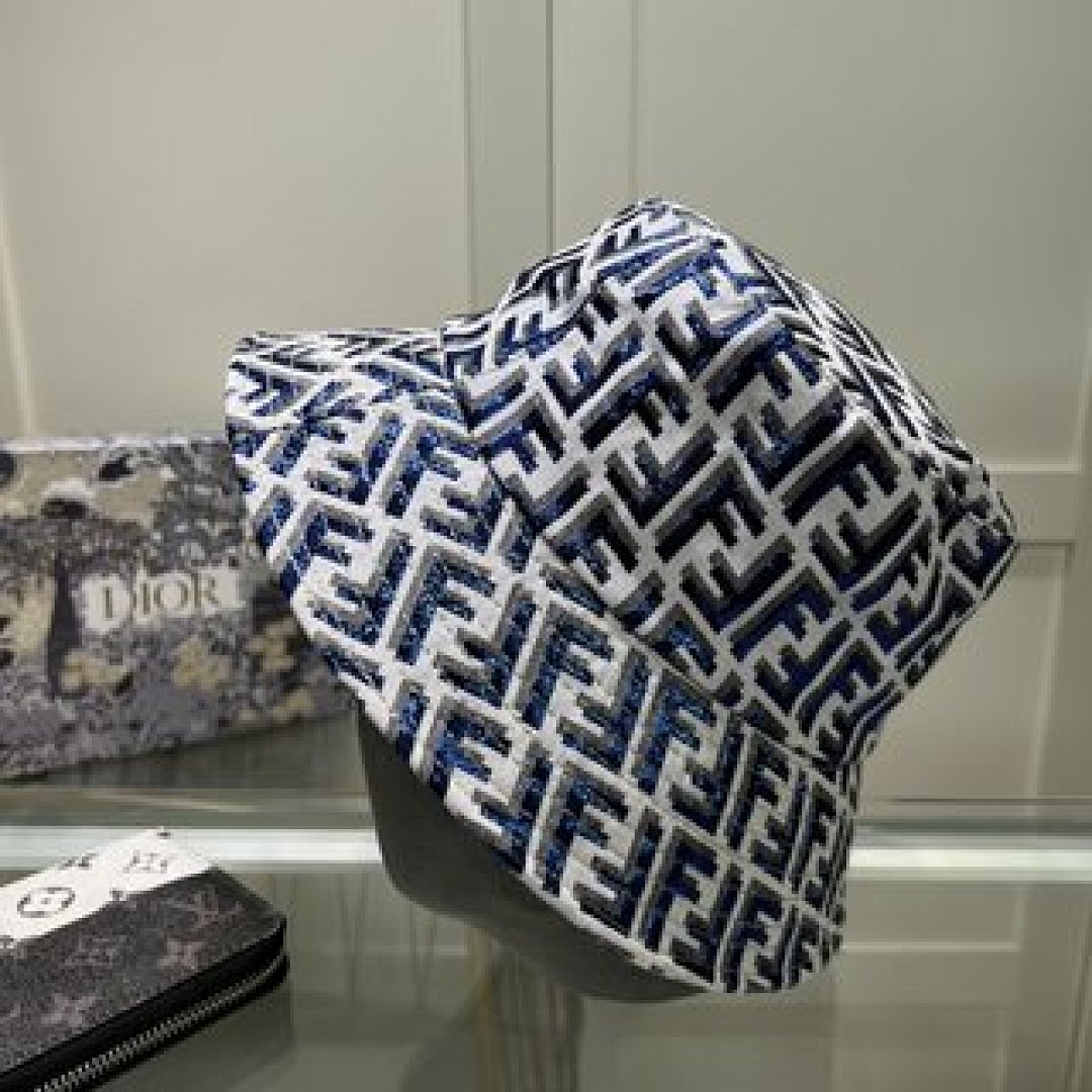 Other Fendi - Image 20