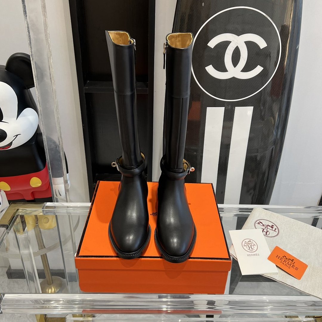 Other Hermes Boots - Image 14