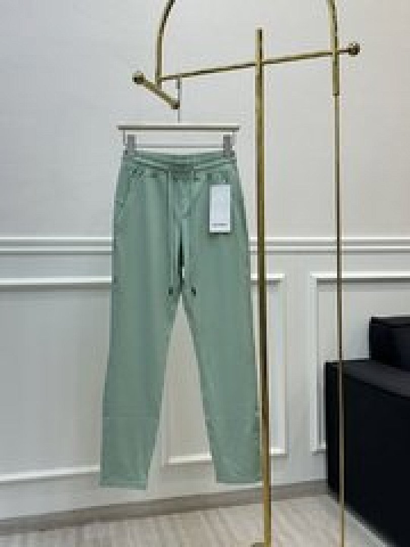 Christian Louboutin Lululemon - Image 2