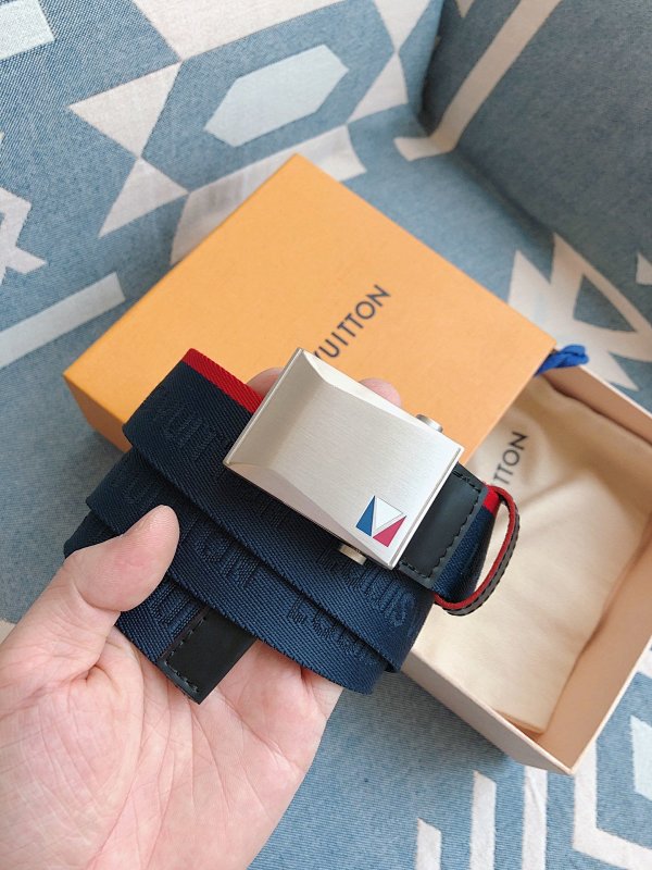 Belt, photo 1