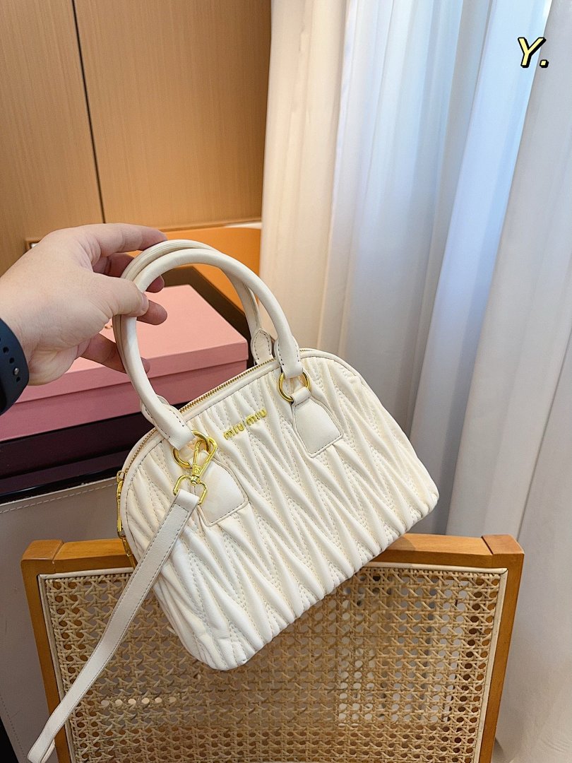 Other Miumiu - Image 97