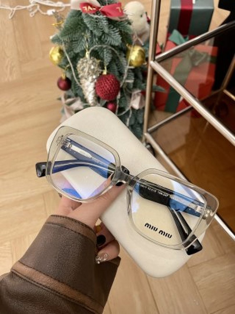 Other Miumiu Sunglasses - Image 49