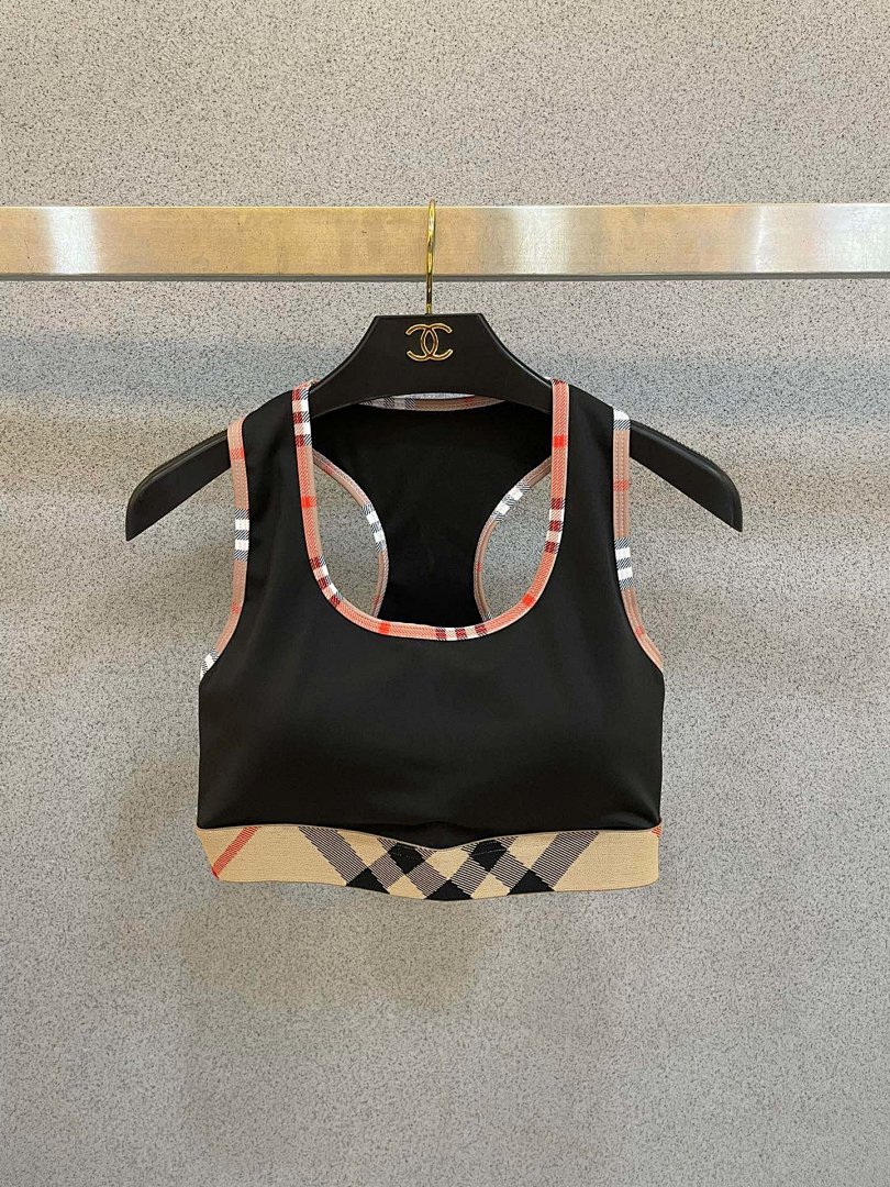 Yoga Wear, photo 1