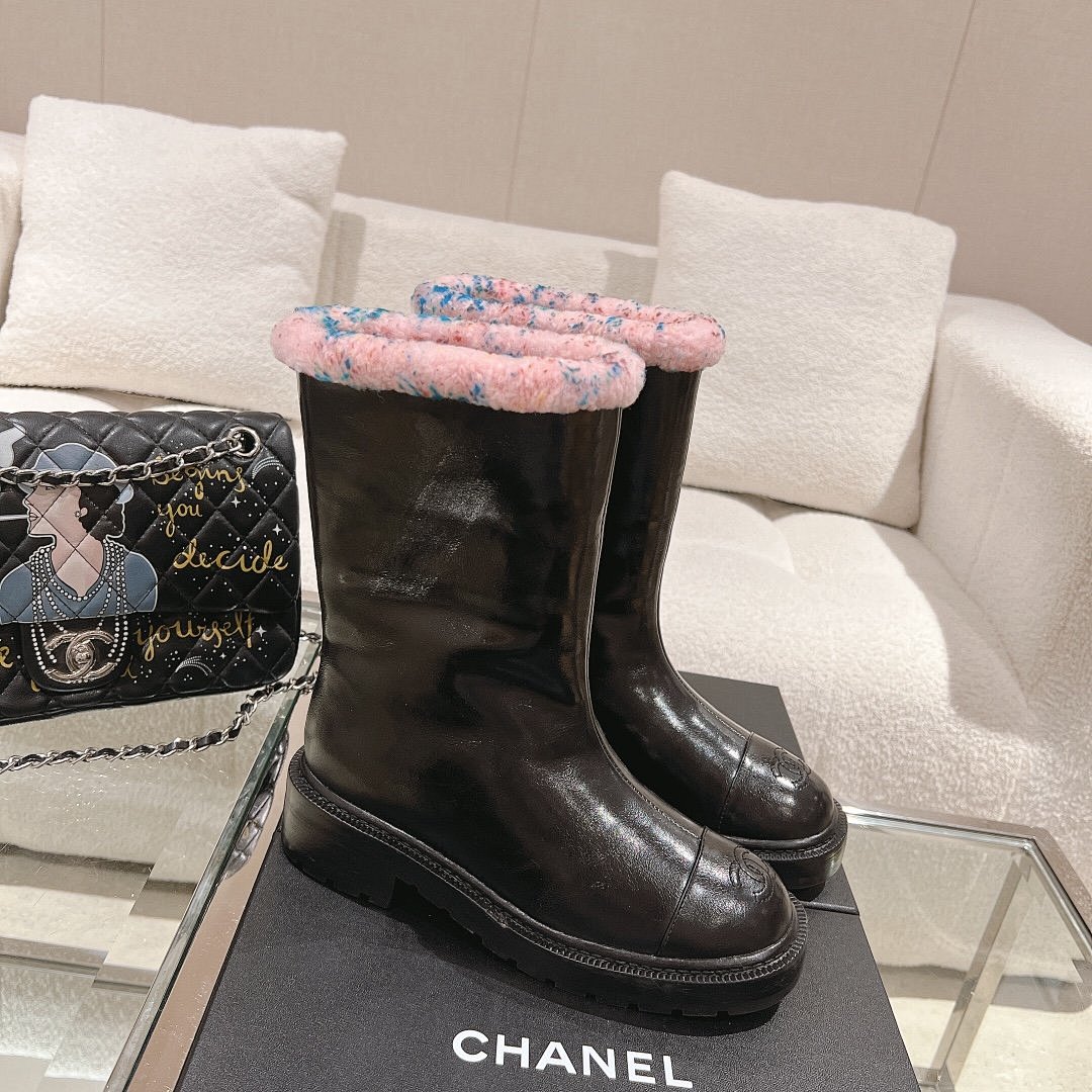 Other Chanel Boots - Image 25