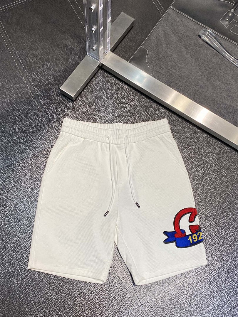 Other Gucci Shorts - Image 115