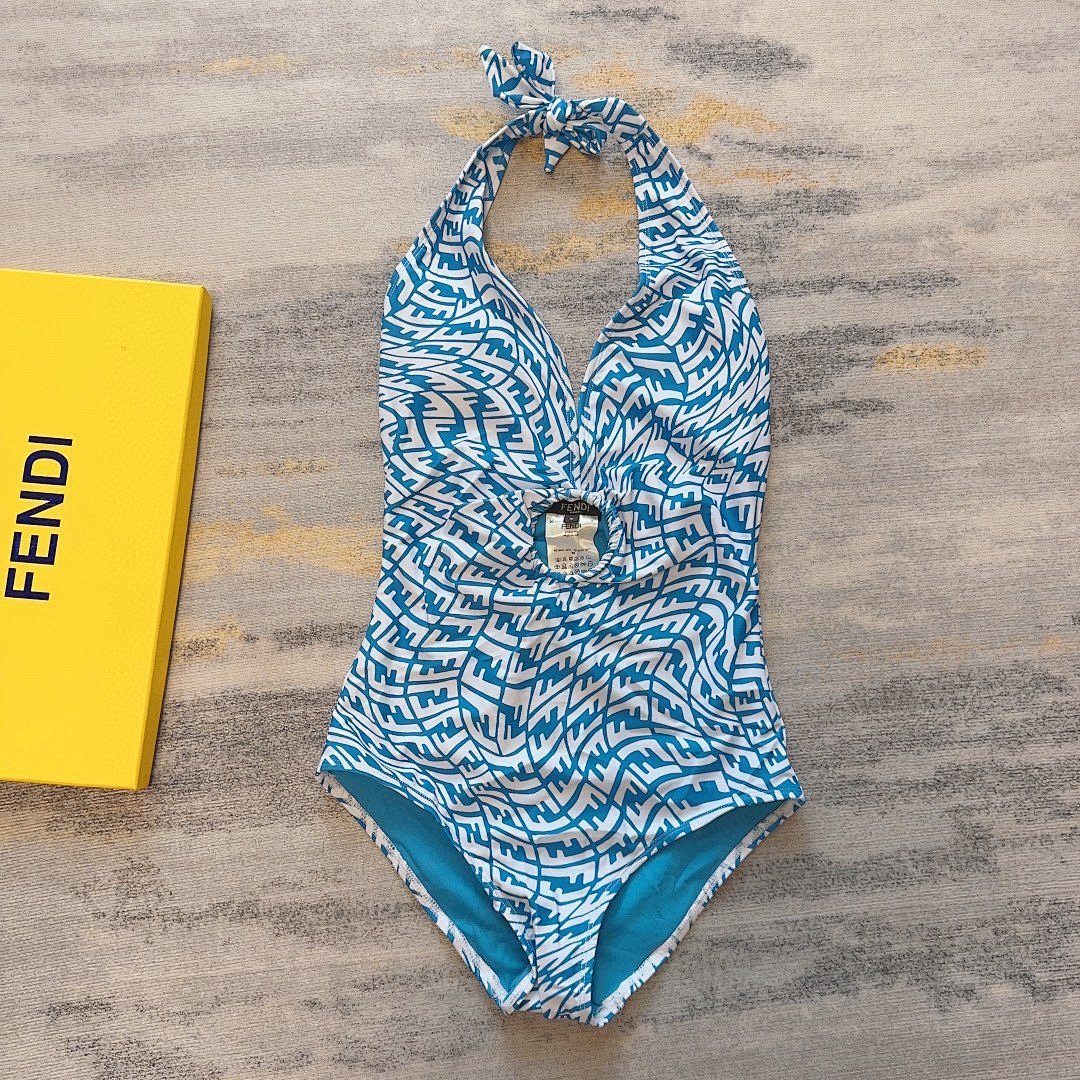 Other Bikini, photo 1