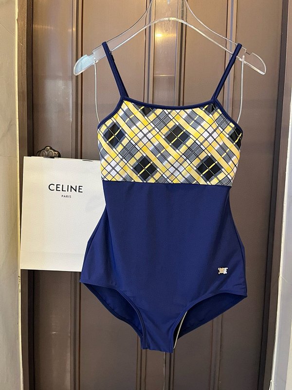 Bikini, photo 1