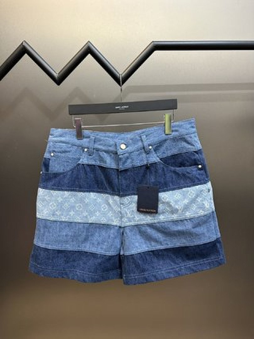Other Lv Shorts - Image 76
