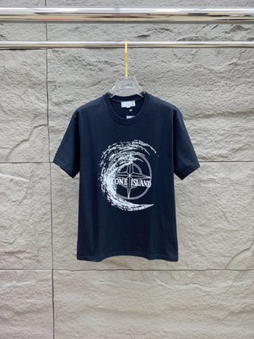 On Running Stone Island - Image 48