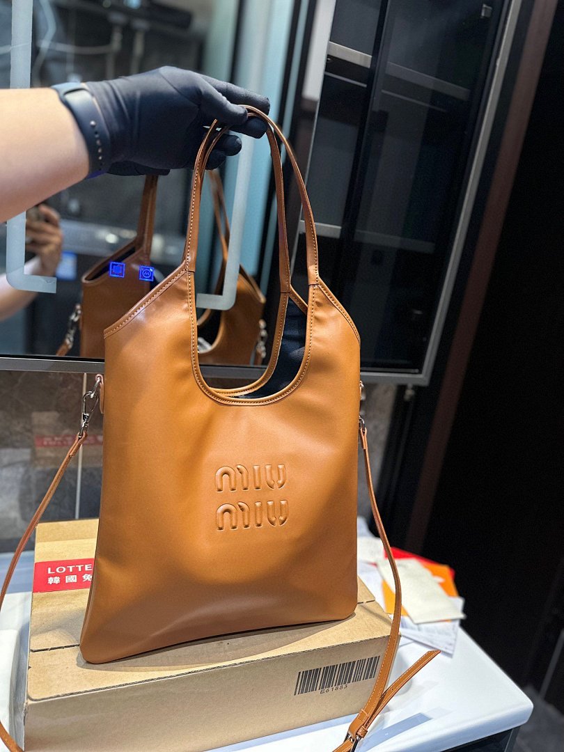 Other Miumiu - Image 76