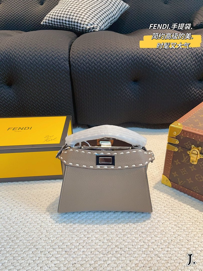 Other Fendi - Image 34
