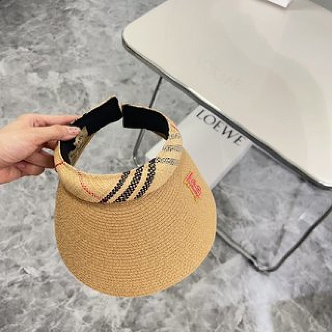 Other Burberry - Image 110