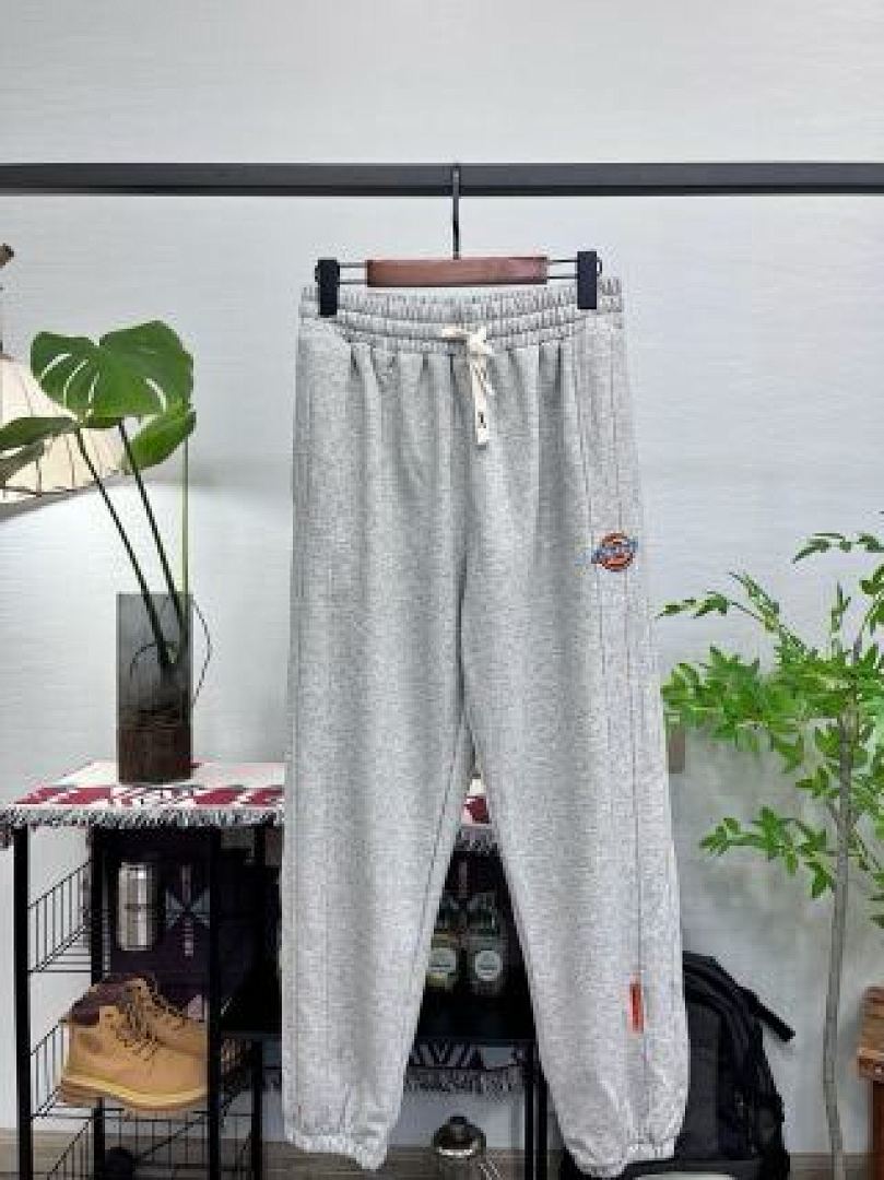 Christian Louboutin Dickies - Image 11