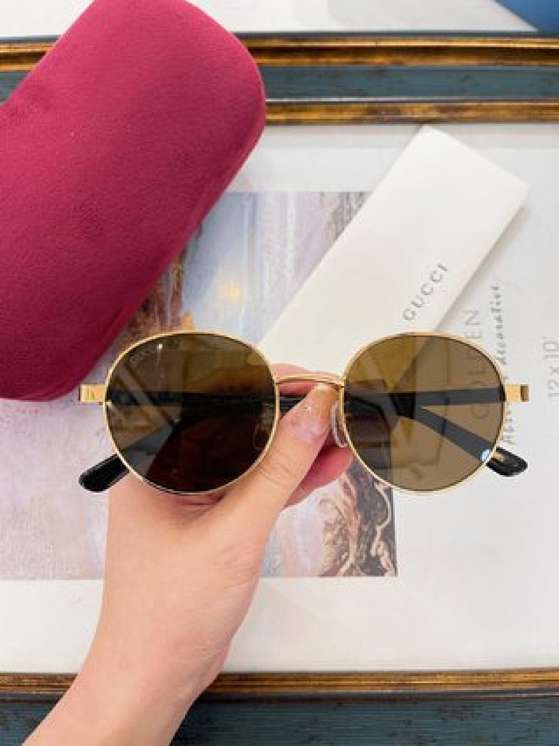 Other GUCCI Sunglasses - Image 111