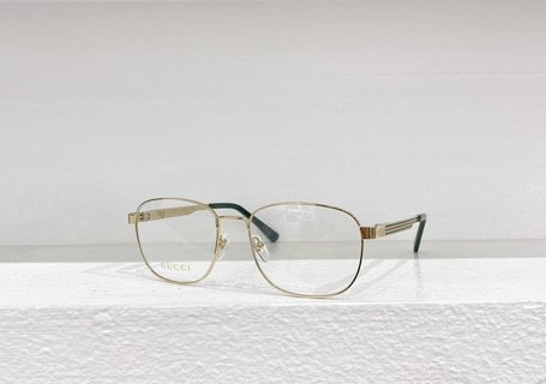 Other GUCCI Sunglasses - Image 5