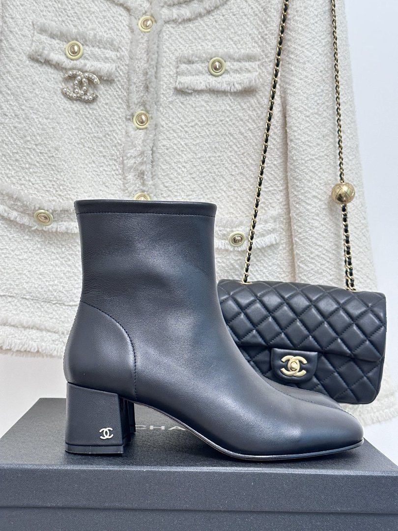 Other Chanel Boots - Image 108