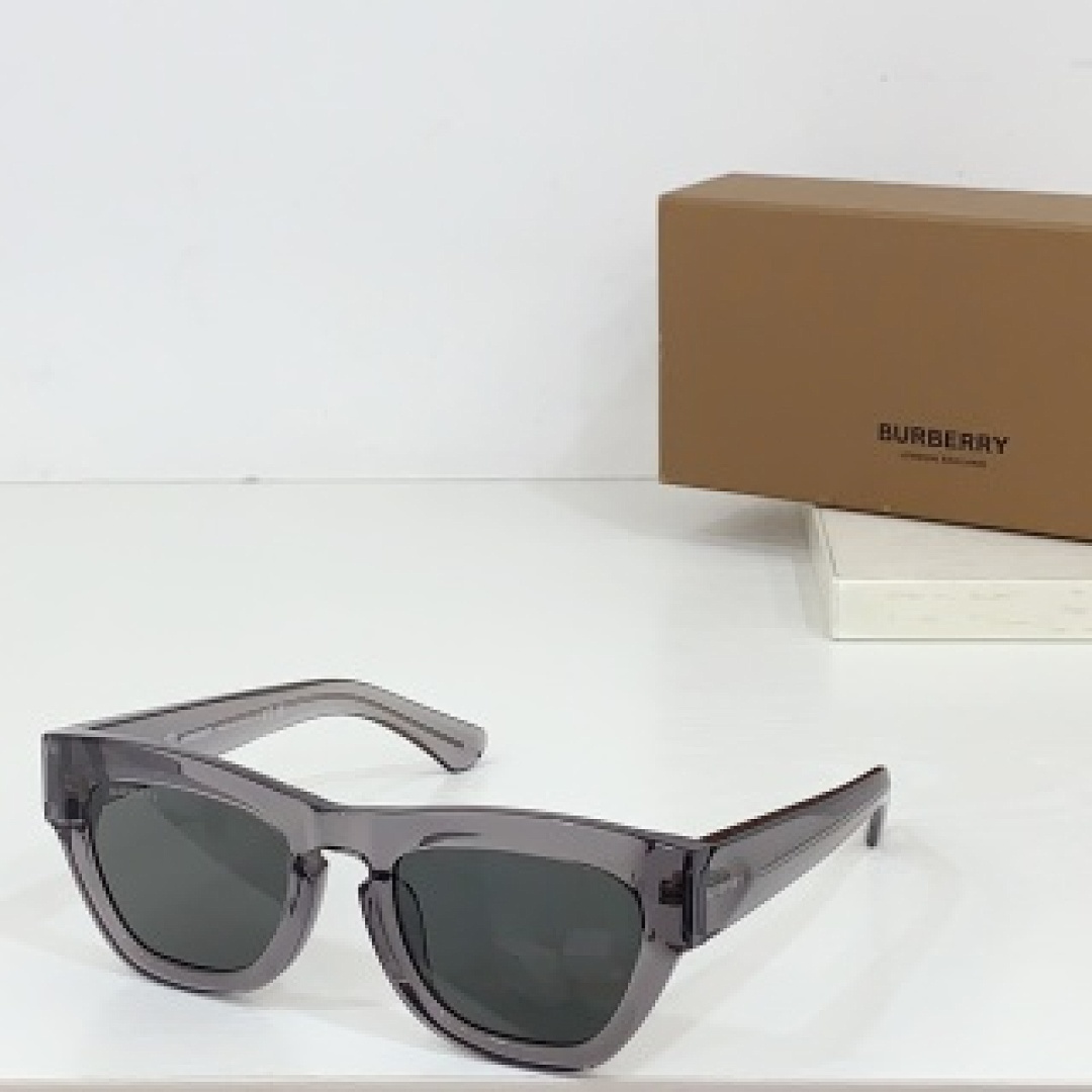 Other BURBERR Sunglasses - Image 21