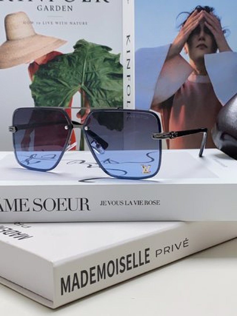Other Lv Sunglasses - Image 45