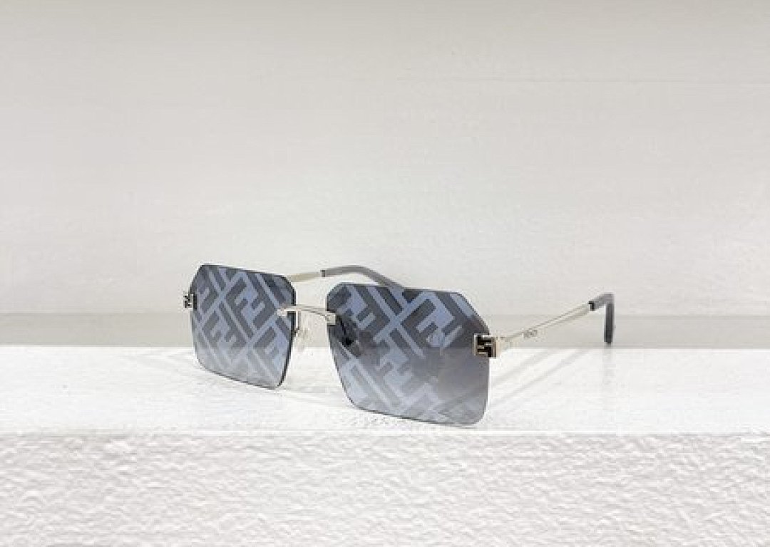 Other Fendi Sunglasses - Image 51