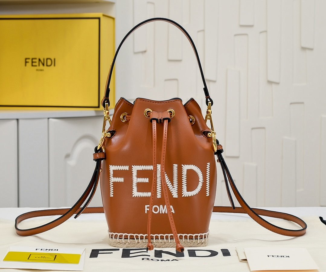 Other Fendi - Image 110
