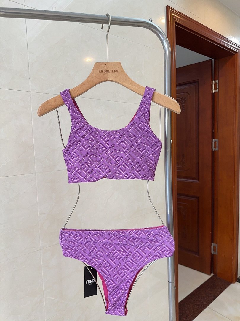 Other Bikini, photo 1