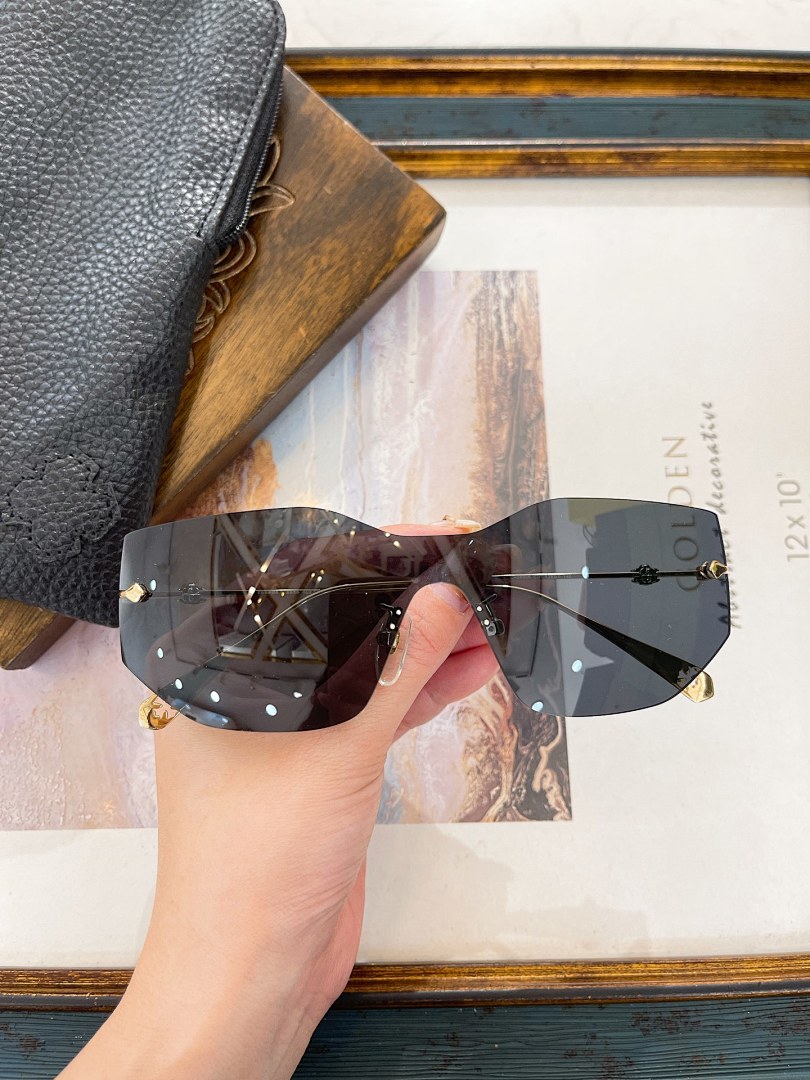 Chanel Chrome Hearts Sunglass - Image 36