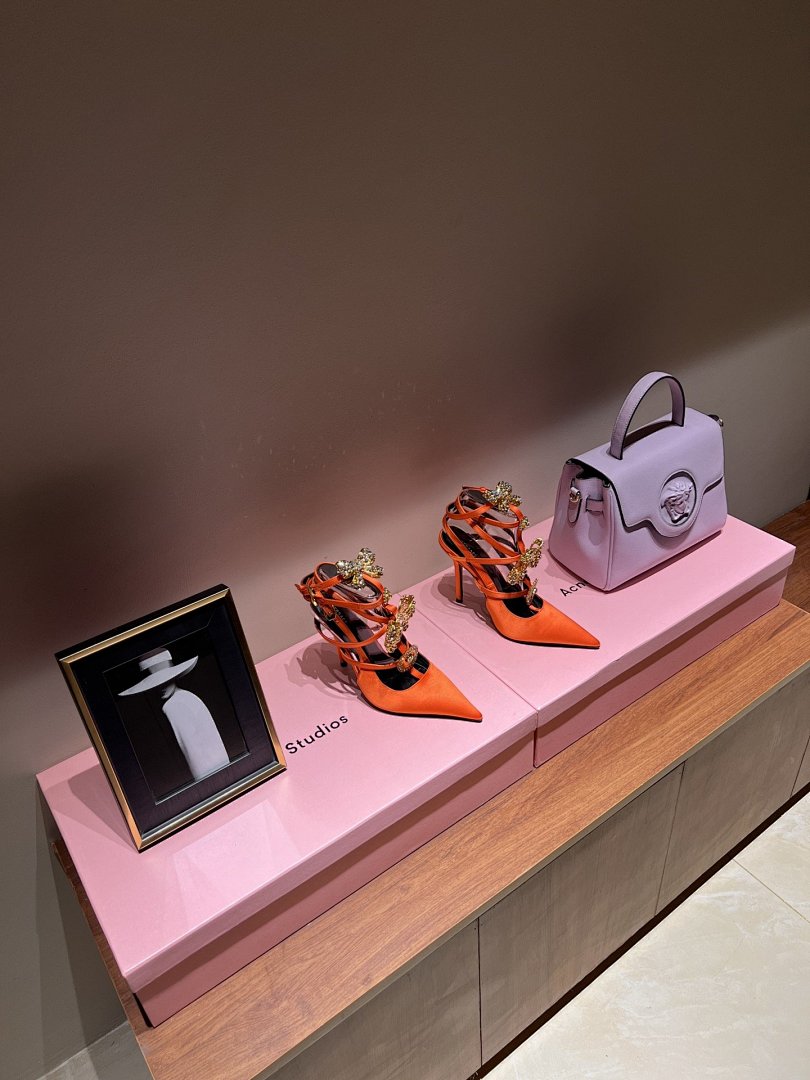 Other Versace Shoes - Image 17