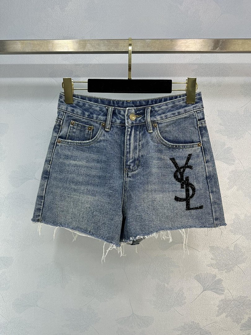 Other Shorts, photo 1
