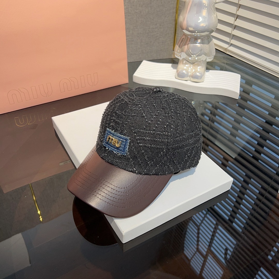 Hat, photo 1