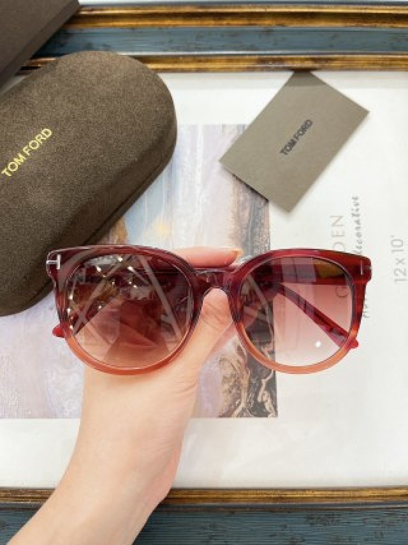 Other TOMTORD Sunglasses - Image 52