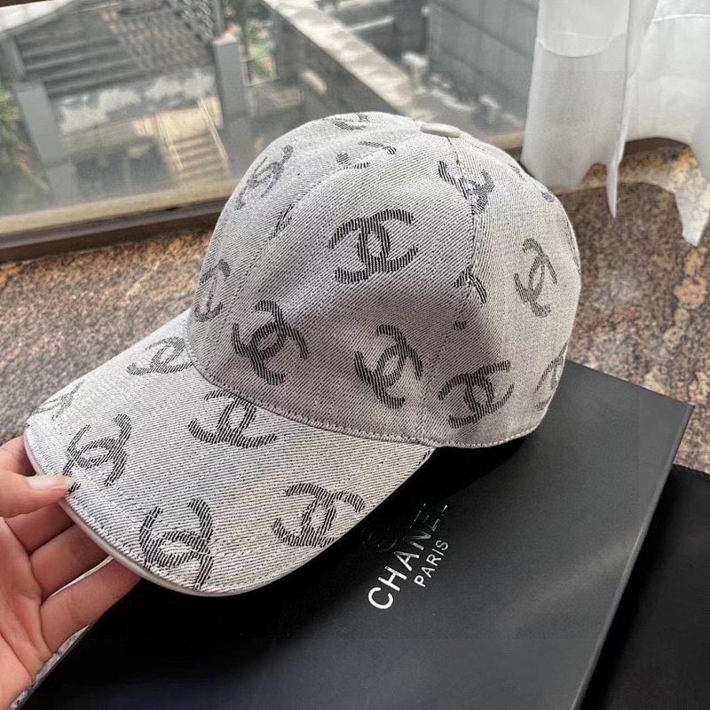 Hat, photo 1