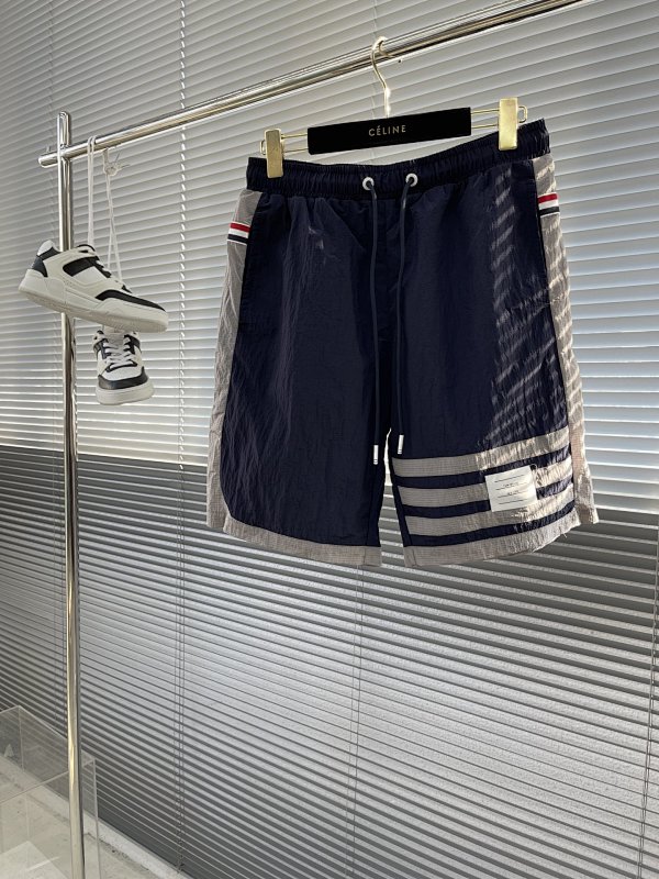 Shorts, photo 1