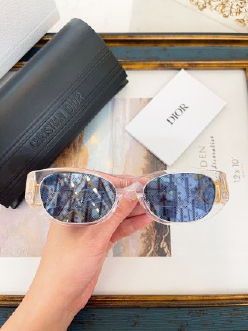 Other Dior Sunglasses - Image 73