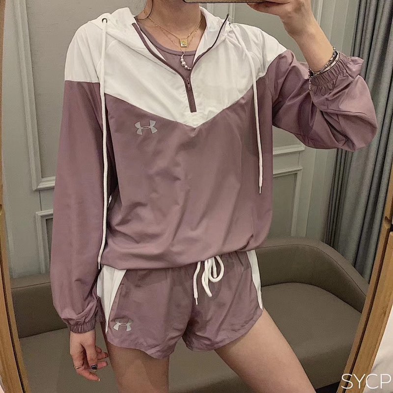 Yoga Wear, photo 1