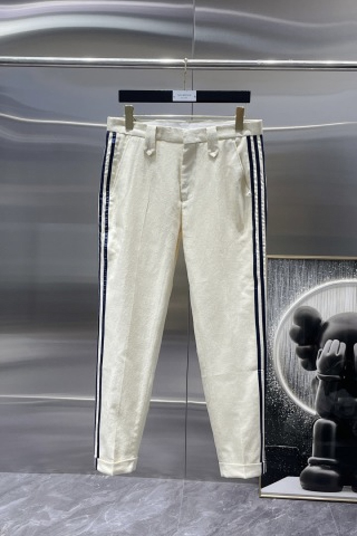 Christian Louboutin Gucci - Image 5