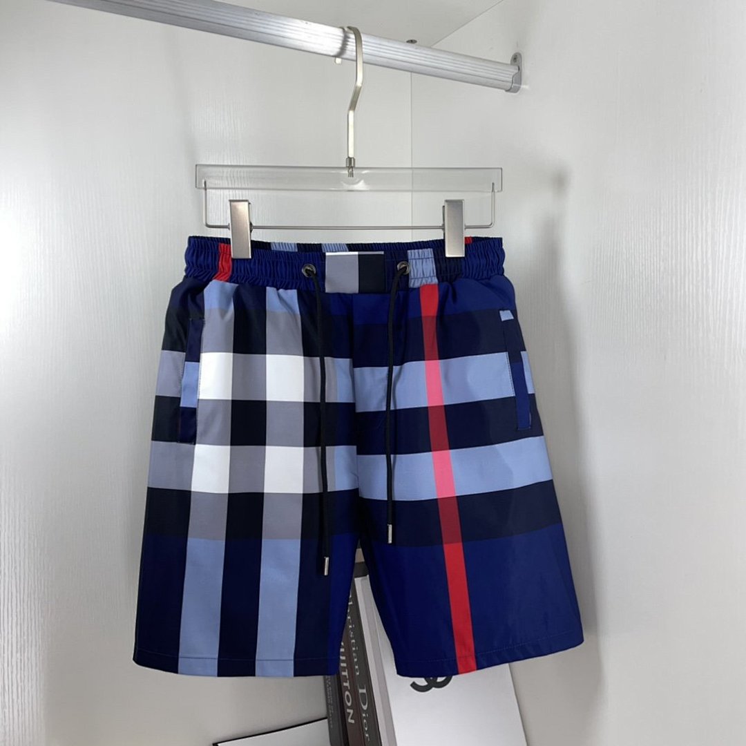 Shorts, photo 1